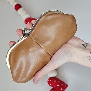 Vintage Genuine Leather Baguette Kisslock Coin Purse / Essentials Clutch